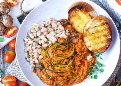 Low Carb Zoodles In Creamy Sun Dried Tomato Sauce